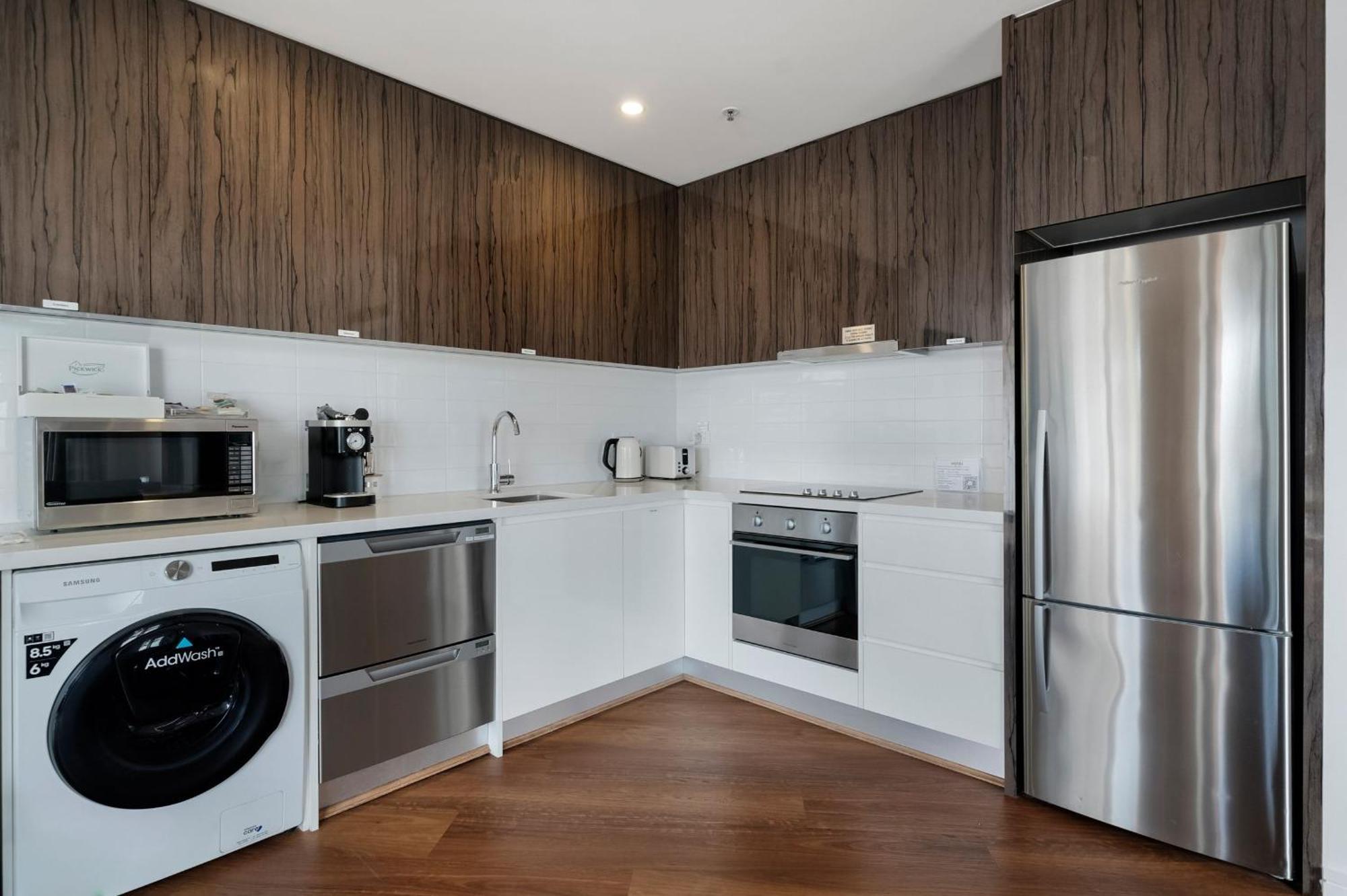 Bondi 38 Serviced Apartments Сідней Екстер'єр фото
