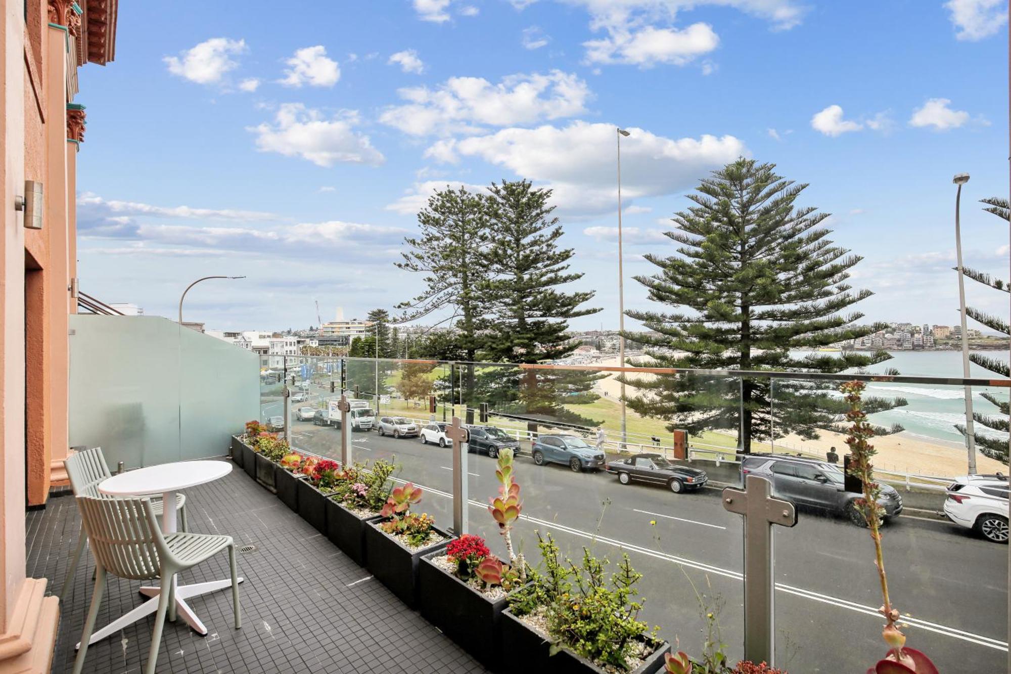 Bondi 38 Serviced Apartments Сідней Екстер'єр фото